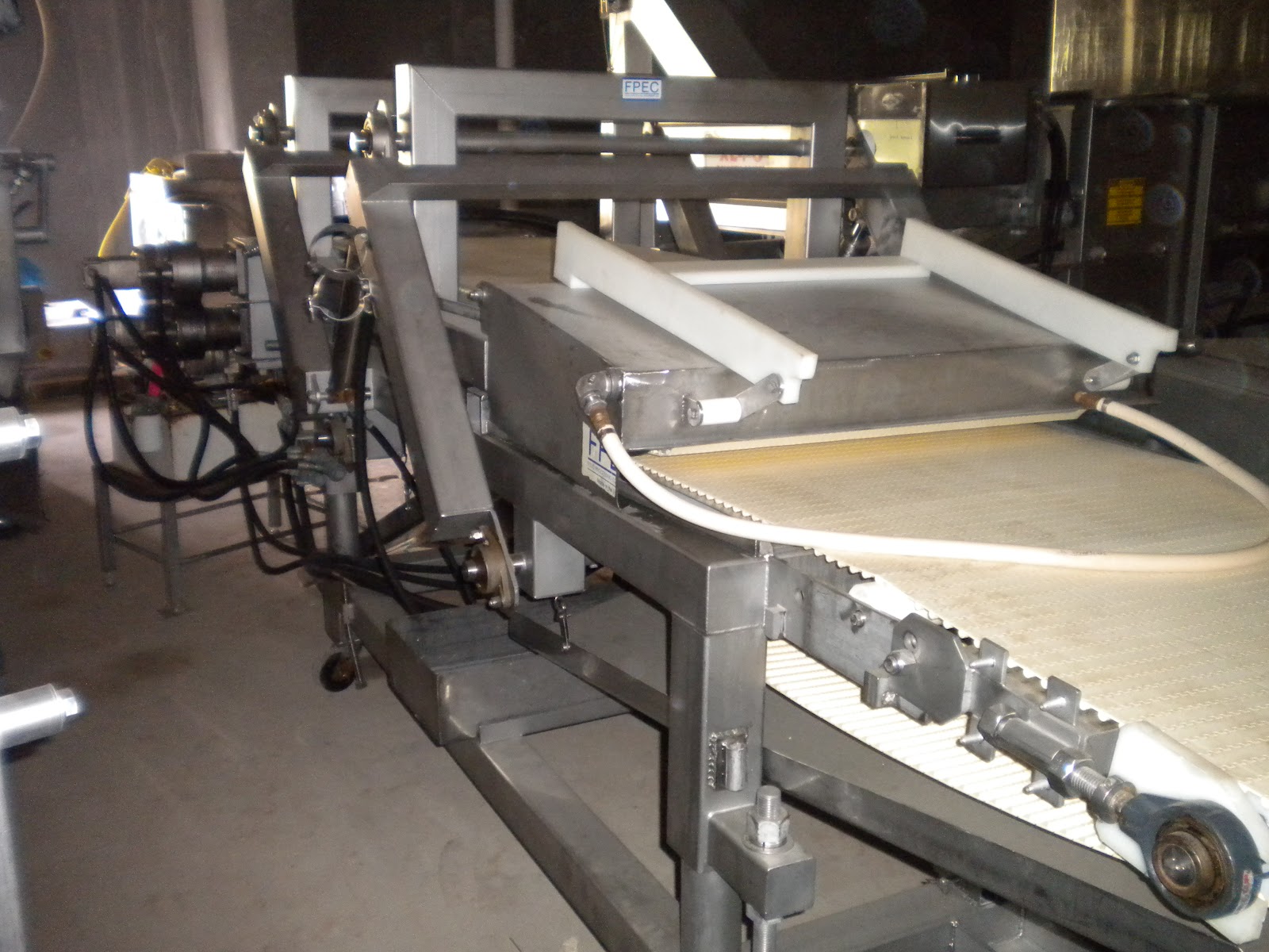FPEC Mega Press Conveyor