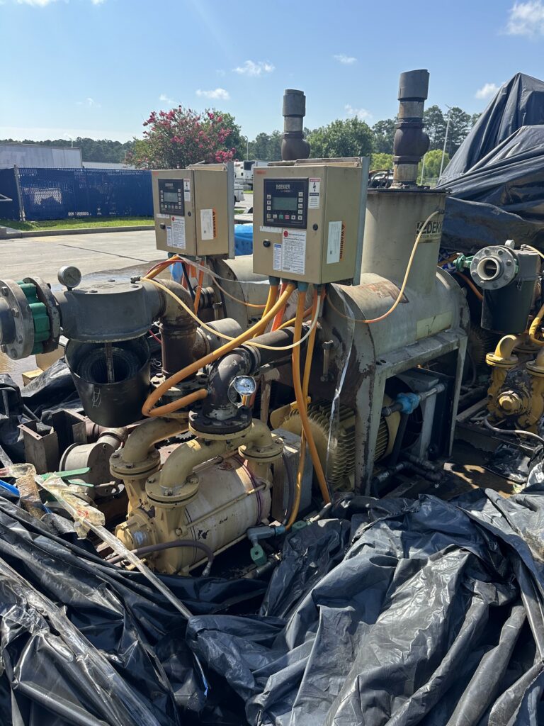 Dekker Vacuum Pumps - Lot of 4 - One is a parts machine